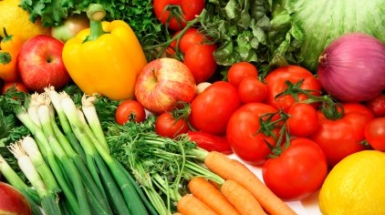 Vegetables and fruits to make skin glow